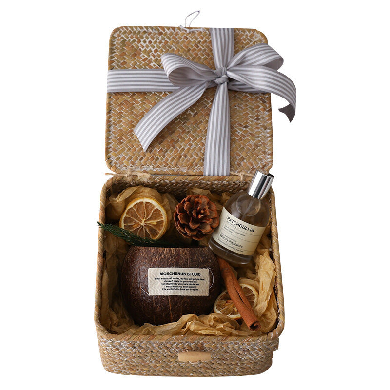 Coconut Shell Candle Gift Set